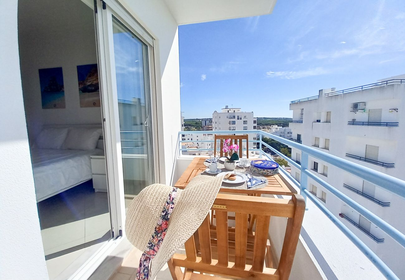 Apartamento em Quarteira - T1 Colina Ferias 8C  ,A/C ,GARAGEM, VISTA MAR