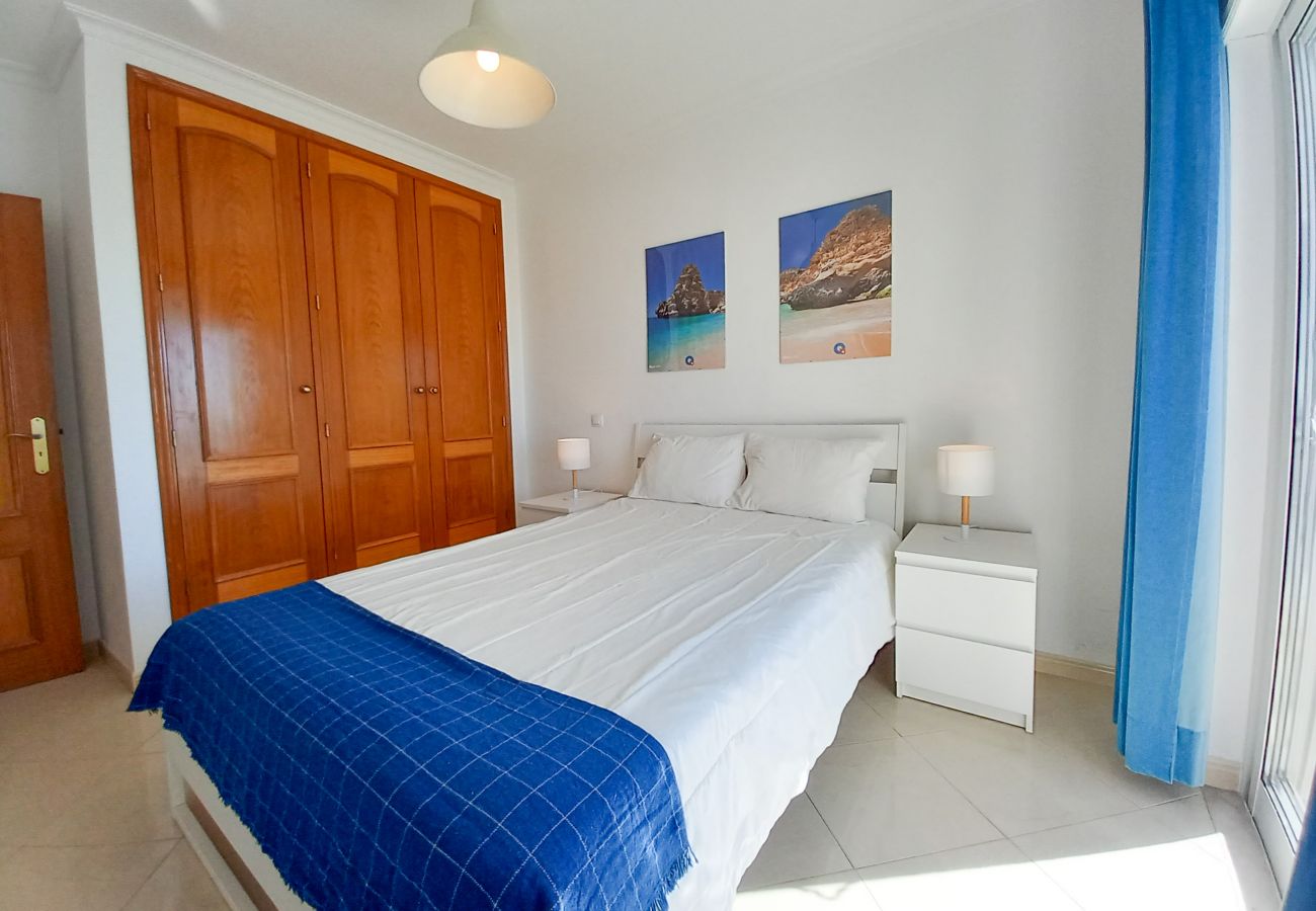 Apartamento em Quarteira - T1 Colina Ferias 8C  ,A/C ,GARAGEM, VISTA MAR