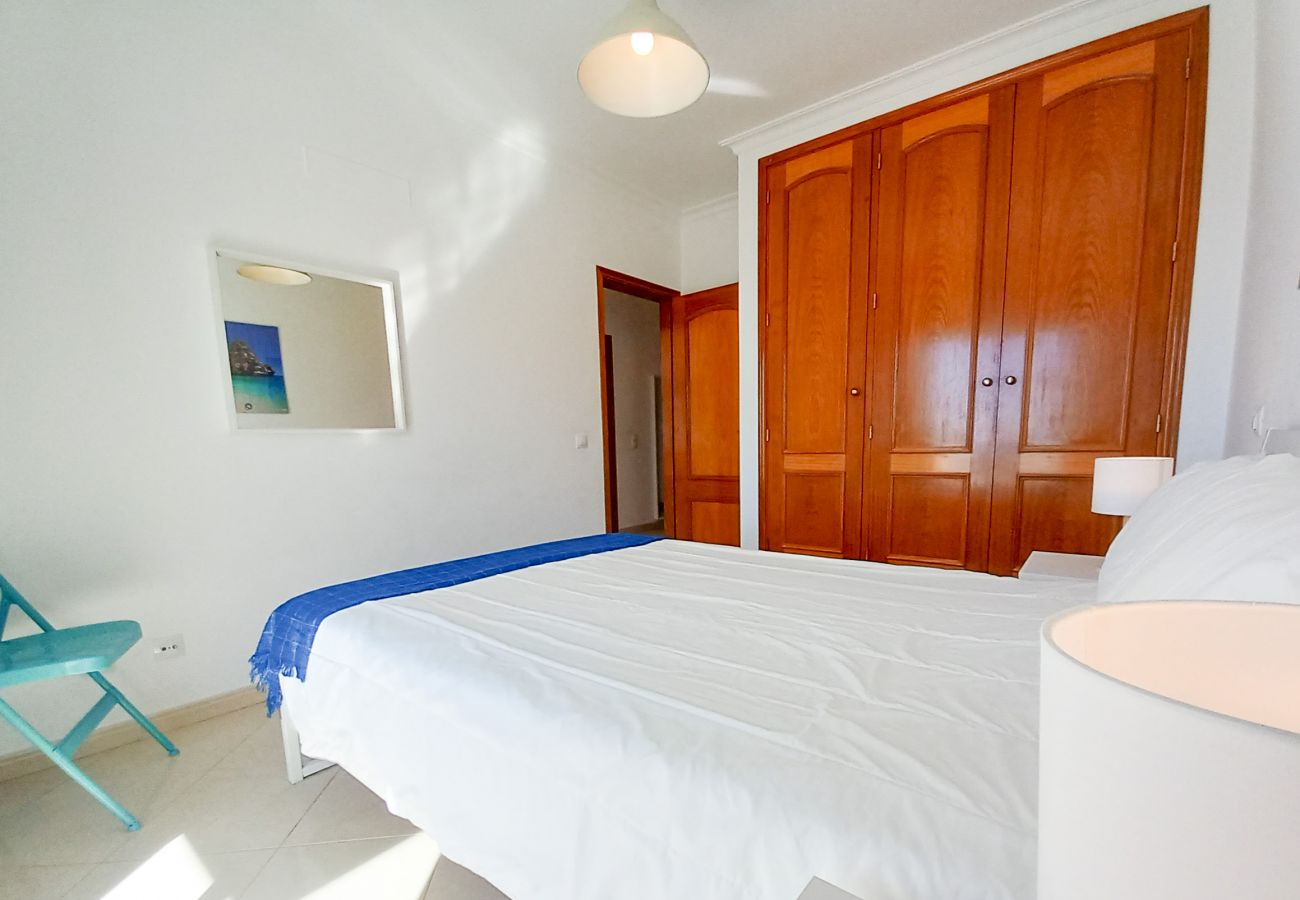 Apartamento em Quarteira - T1 Colina Ferias 8C  ,A/C ,GARAGEM, VISTA MAR