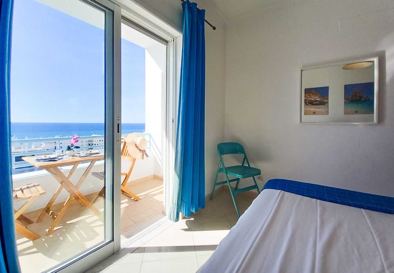 Apartamento em Quarteira - T1 Colina Ferias 8C  ,A/C ,GARAGEM, VISTA MAR