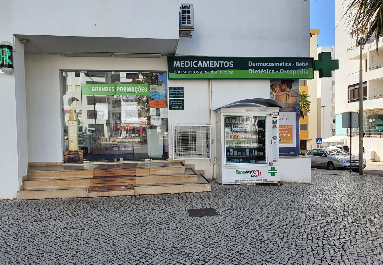 Apartamento em Quarteira - T1 Colina Ferias 8C  ,A/C ,GARAGEM, VISTA MAR