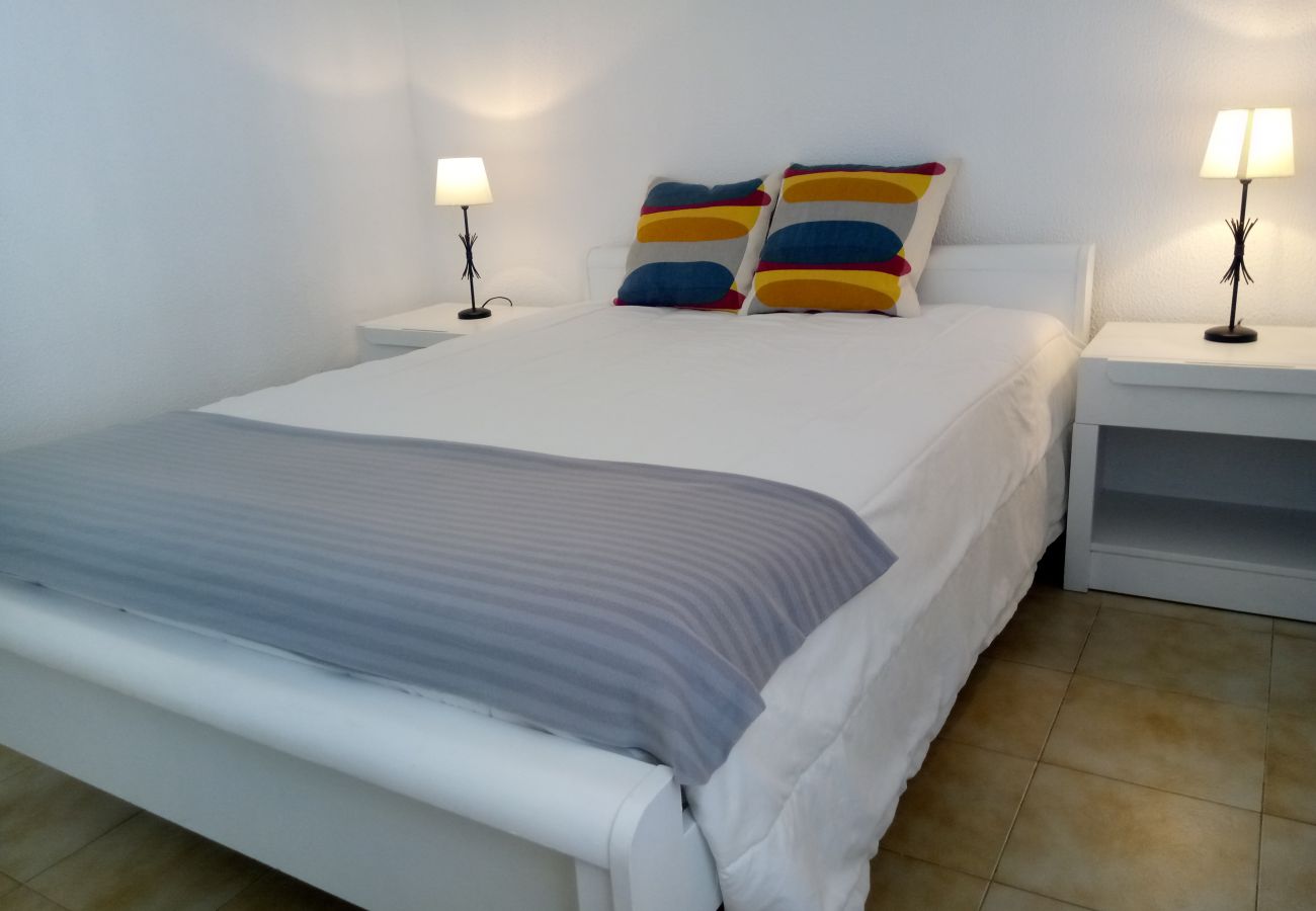 Apartamento em Quarteira - T1 Praiamar 4E A/C FR.MAR GARAGEM