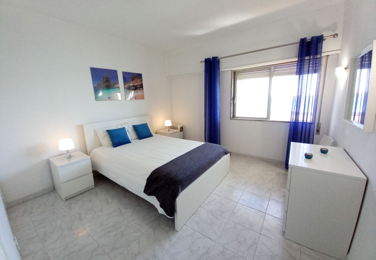 Apartamento em Quarteira - T1 T20 14D A/C VISTA  MAR FANTÁSTICA 80M PRAIA 4 P