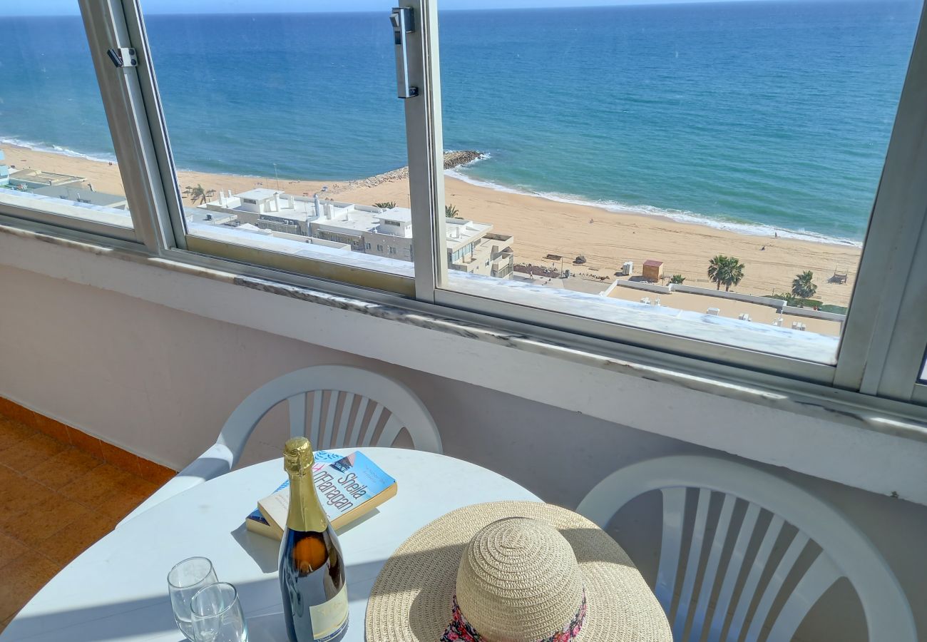 Apartamento em Quarteira - T1 T20 14D A/C VISTA  MAR FANTÁSTICA 80M PRAIA 4 P