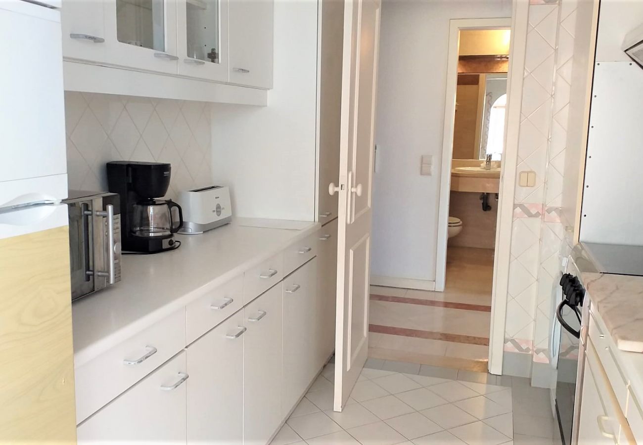 Apartamento em Quarteira - T1 Moural AR COND, TV-WI-FI