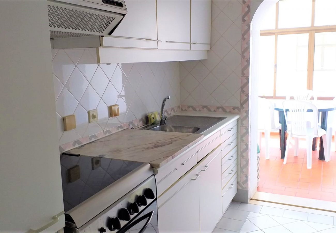 Apartamento em Quarteira - T1 Moural AR COND, TV-WI-FI