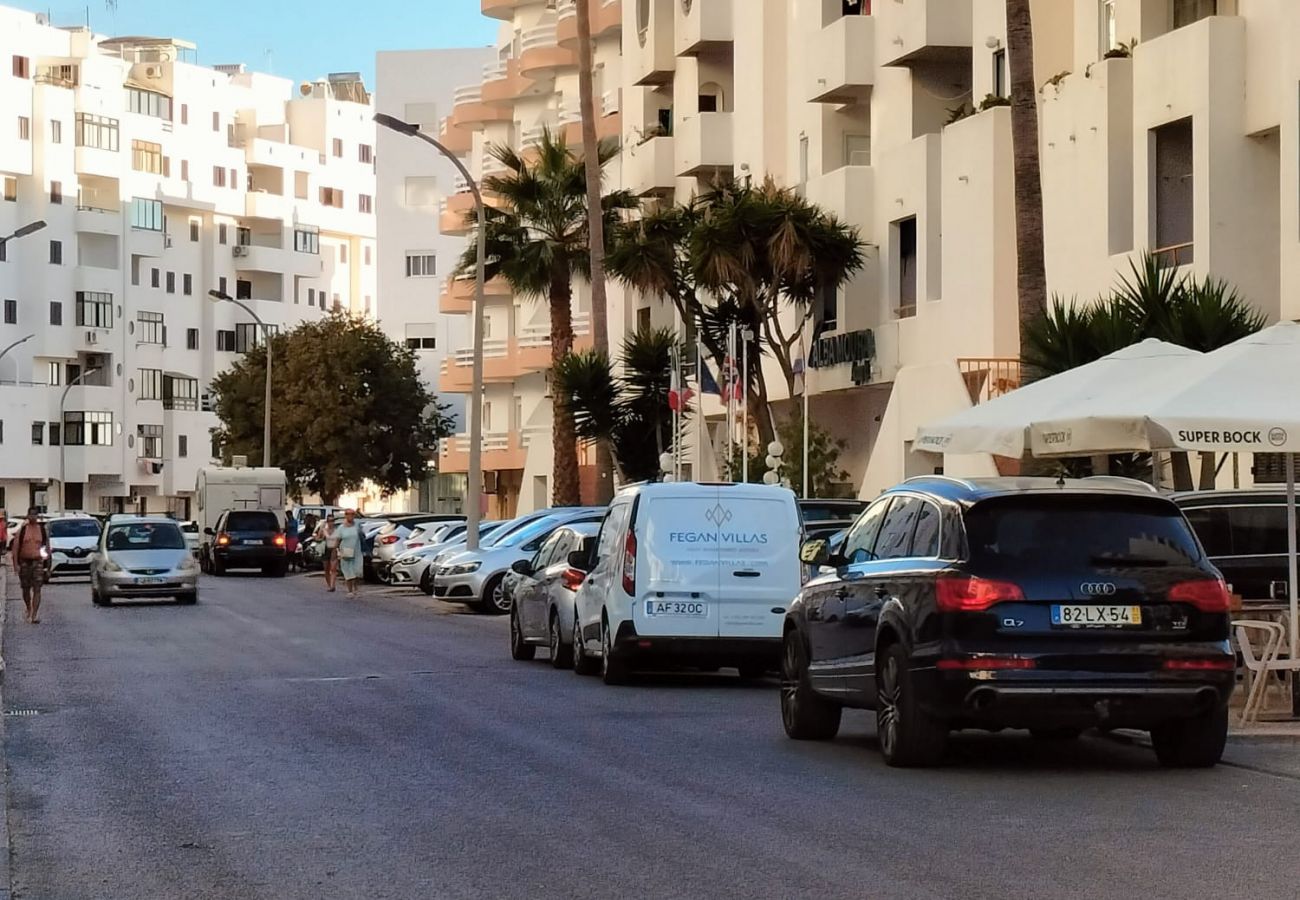 Apartamento em Quarteira - T1 Moural AR COND, TV-WI-FI