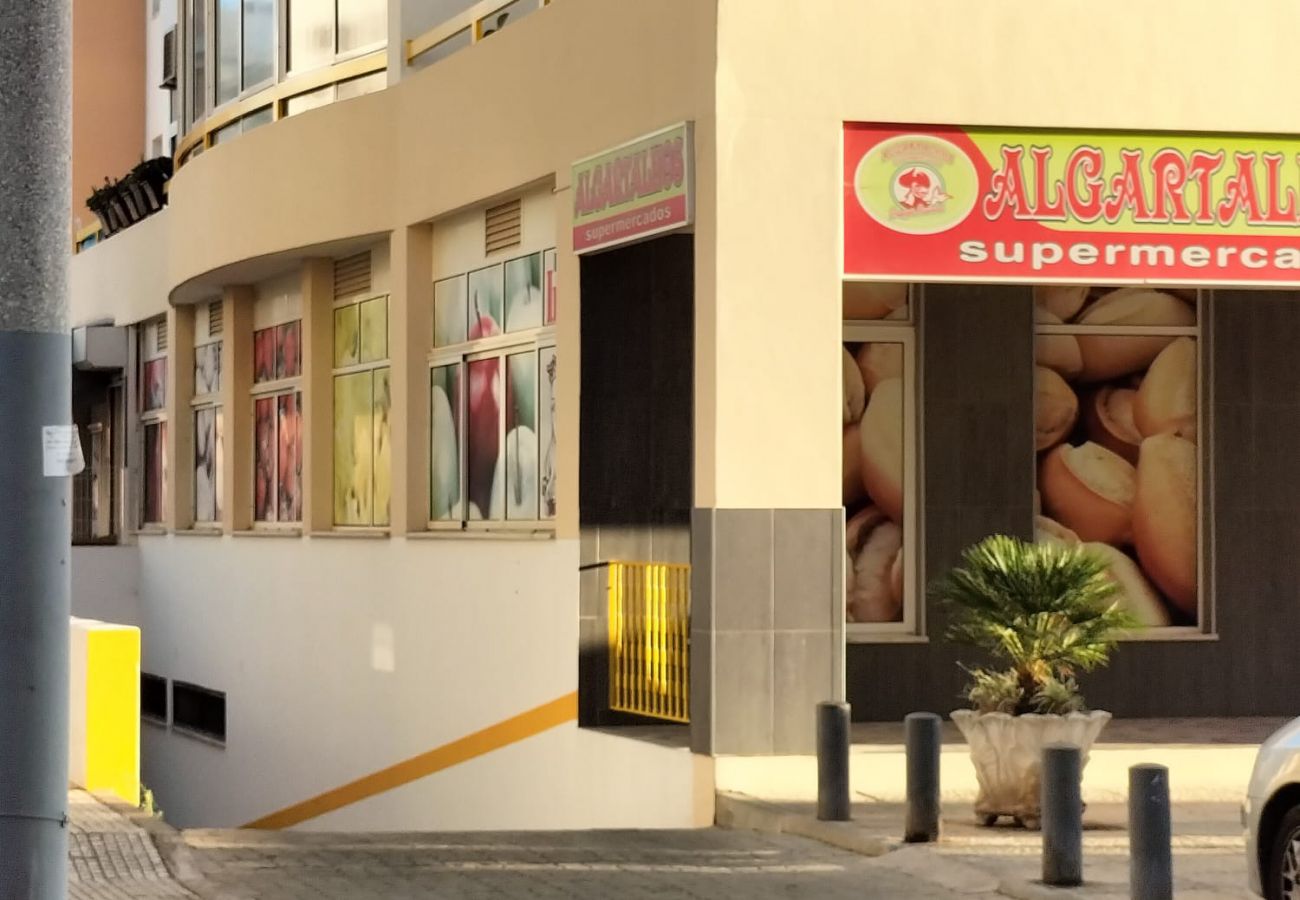 Apartamento em Quarteira - T1 Moural AR COND, TV-WI-FI
