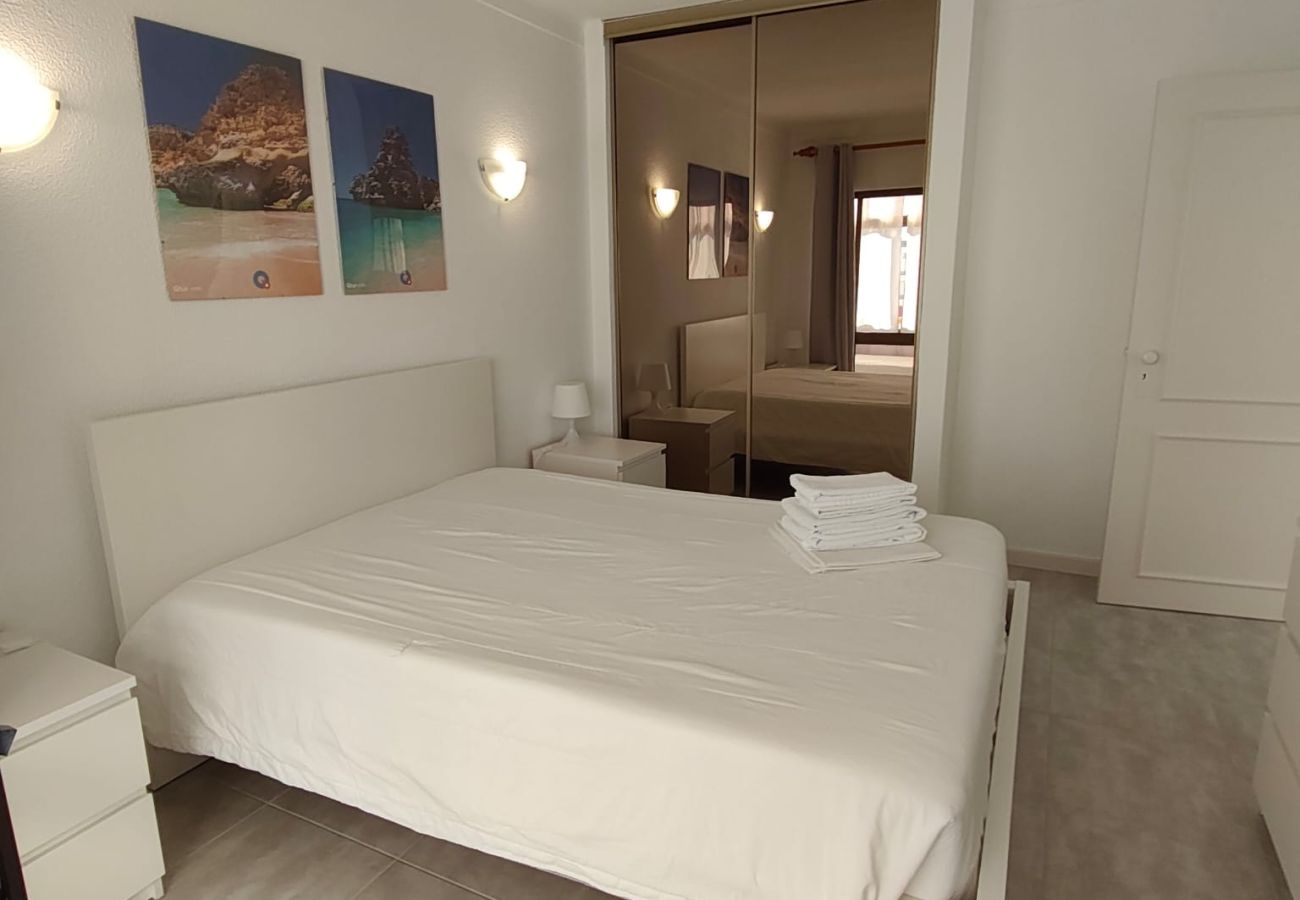 Apartamento em Quarteira - T1 Moural AR COND, TV-WI-FI