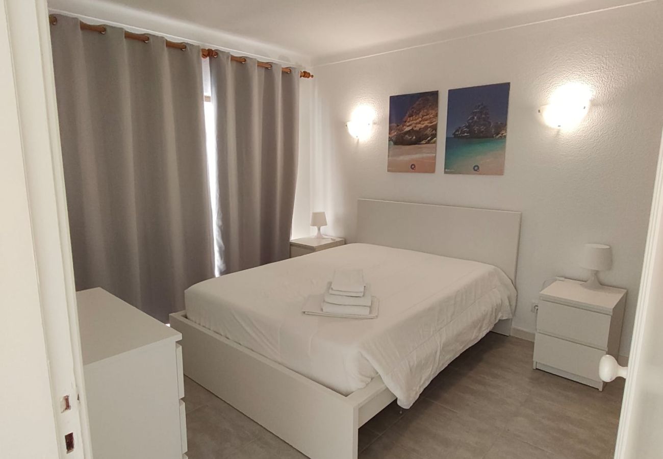 Apartamento em Quarteira - T1 Moural AR COND, TV-WI-FI