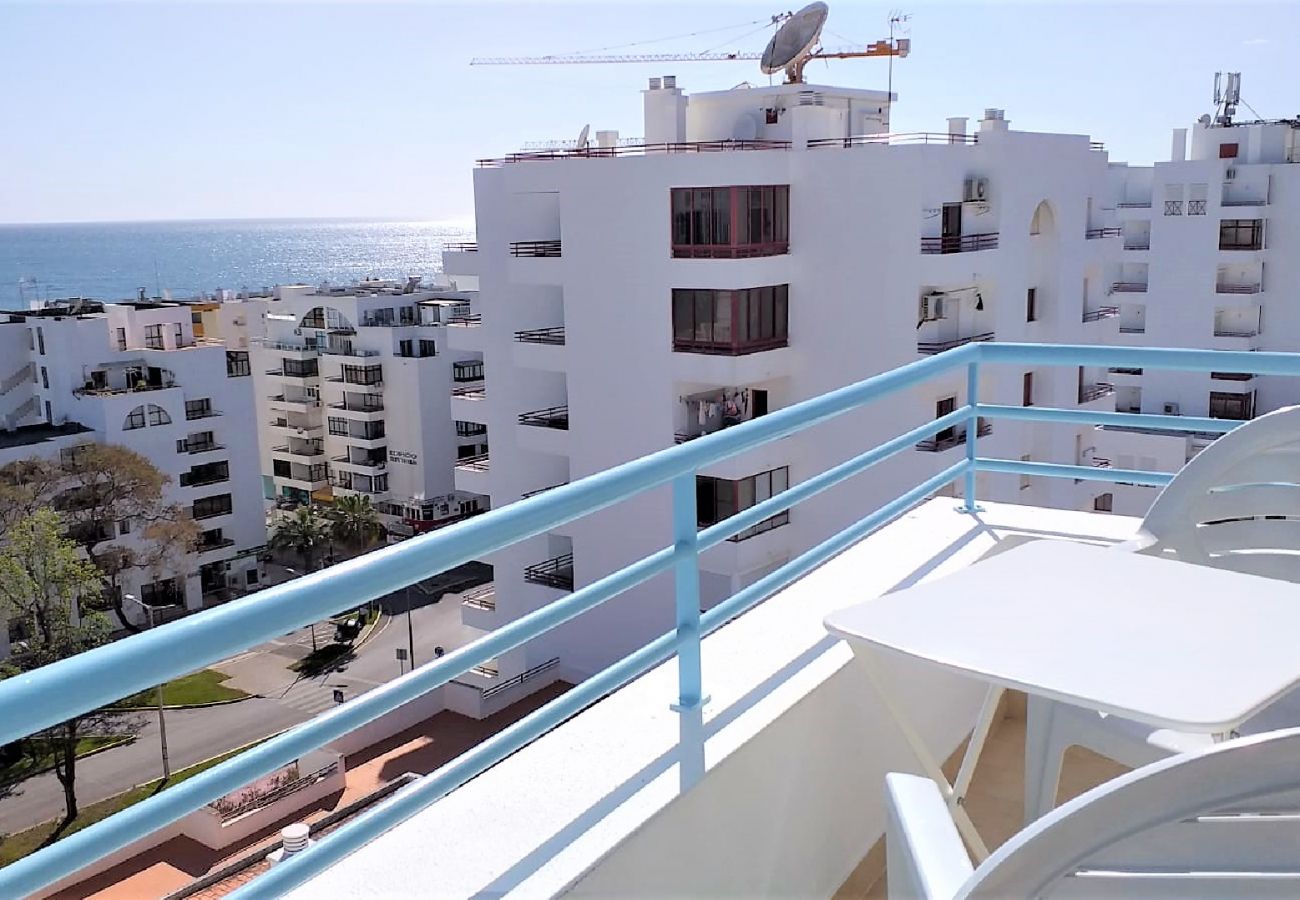 Apartamento em Quarteira - T1 Colina Férias 8D-A/C,GARAGEM VMAR