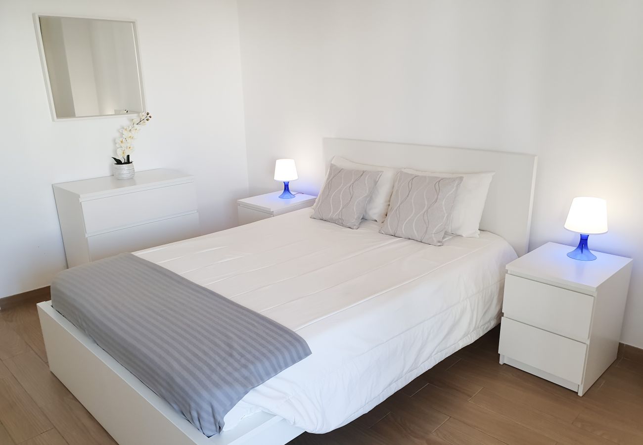 Apartamento em Quarteira - T1 Pontemira 5 F- A/C,50M PRAIA,TV wifi