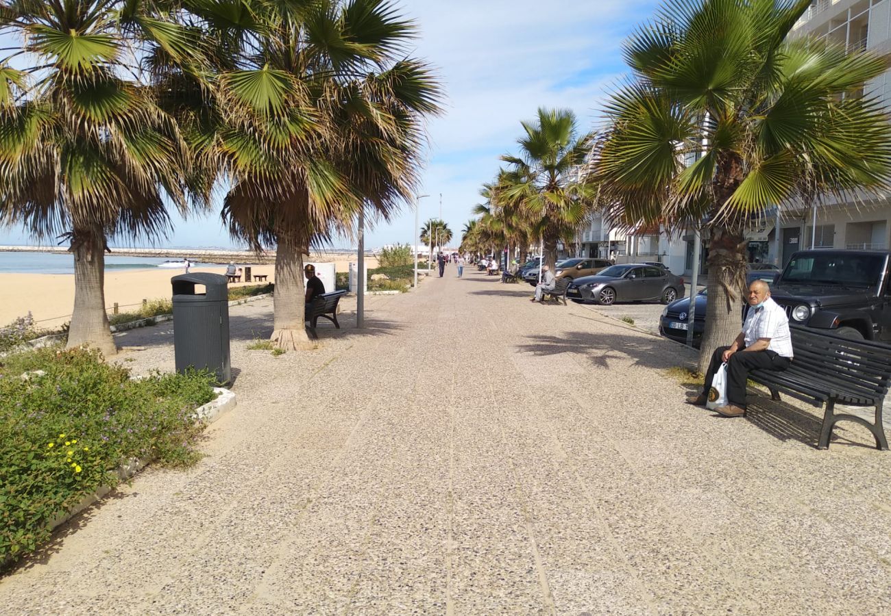 Apartamento em Quarteira - T1 Pontemira 5 F- A/C,50M PRAIA,TV wifi