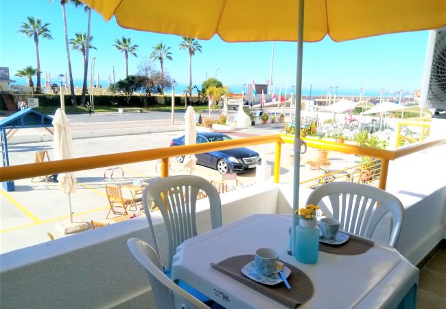 Apartamento em Quarteira - T1 Praiamar FRENTE MAR A/C ESTACIONAMENTO WIFI