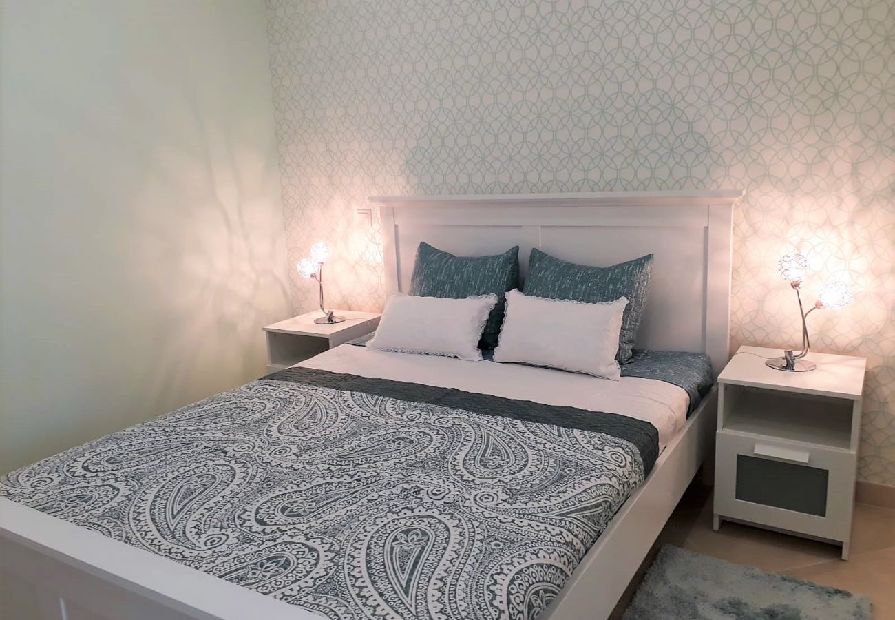 Apartamento em Quarteira - T1 Praiamar FRENTE MAR A/C ESTACIONAMENTO WIFI