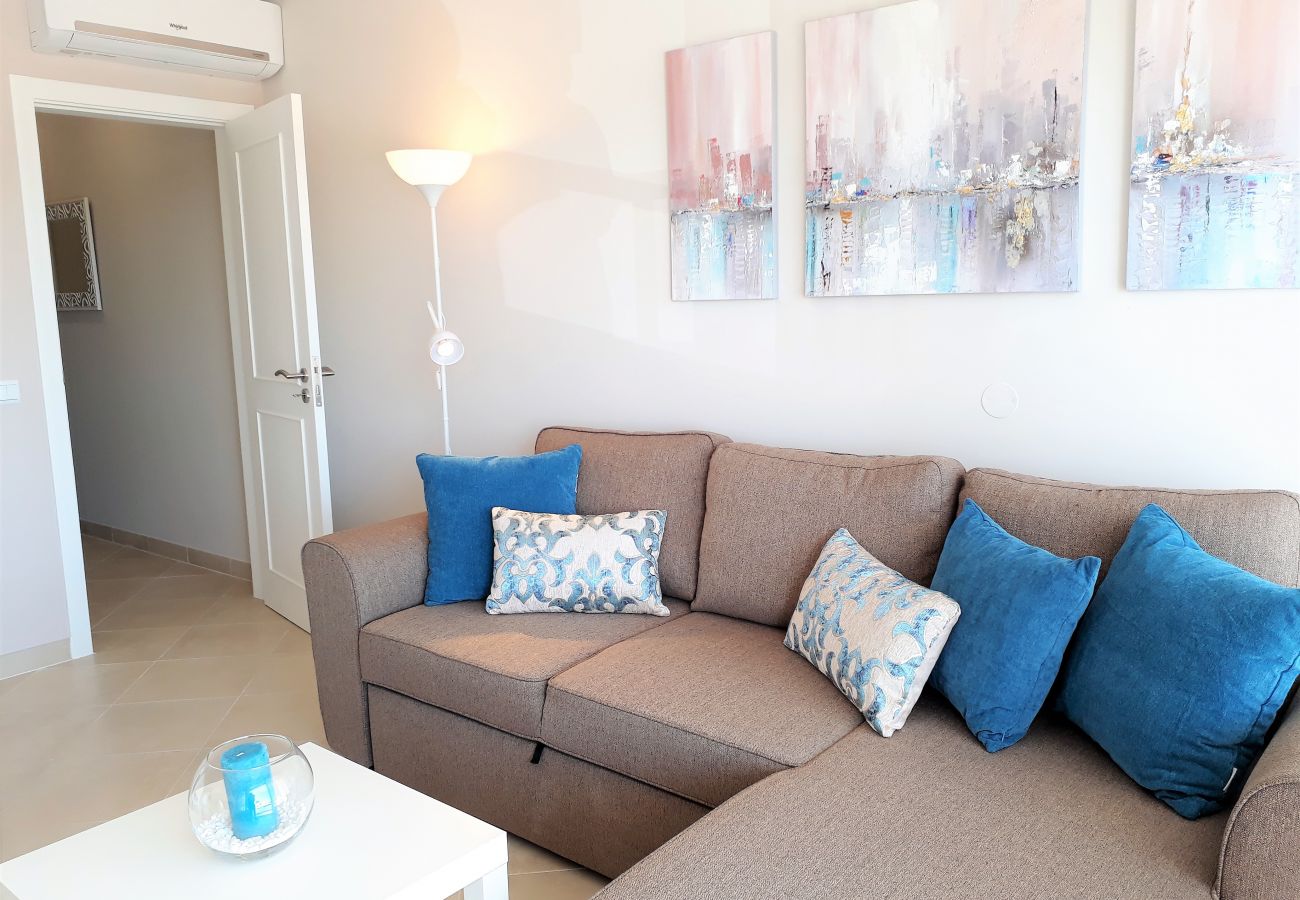 Apartamento em Quarteira - T1 Praiamar FRENTE MAR A/C ESTACIONAMENTO WIFI