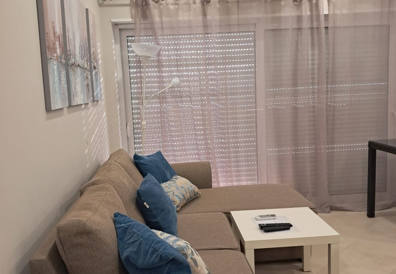 Apartamento em Quarteira - T1 Praiamar FRENTE MAR A/C ESTACIONAMENTO WIFI