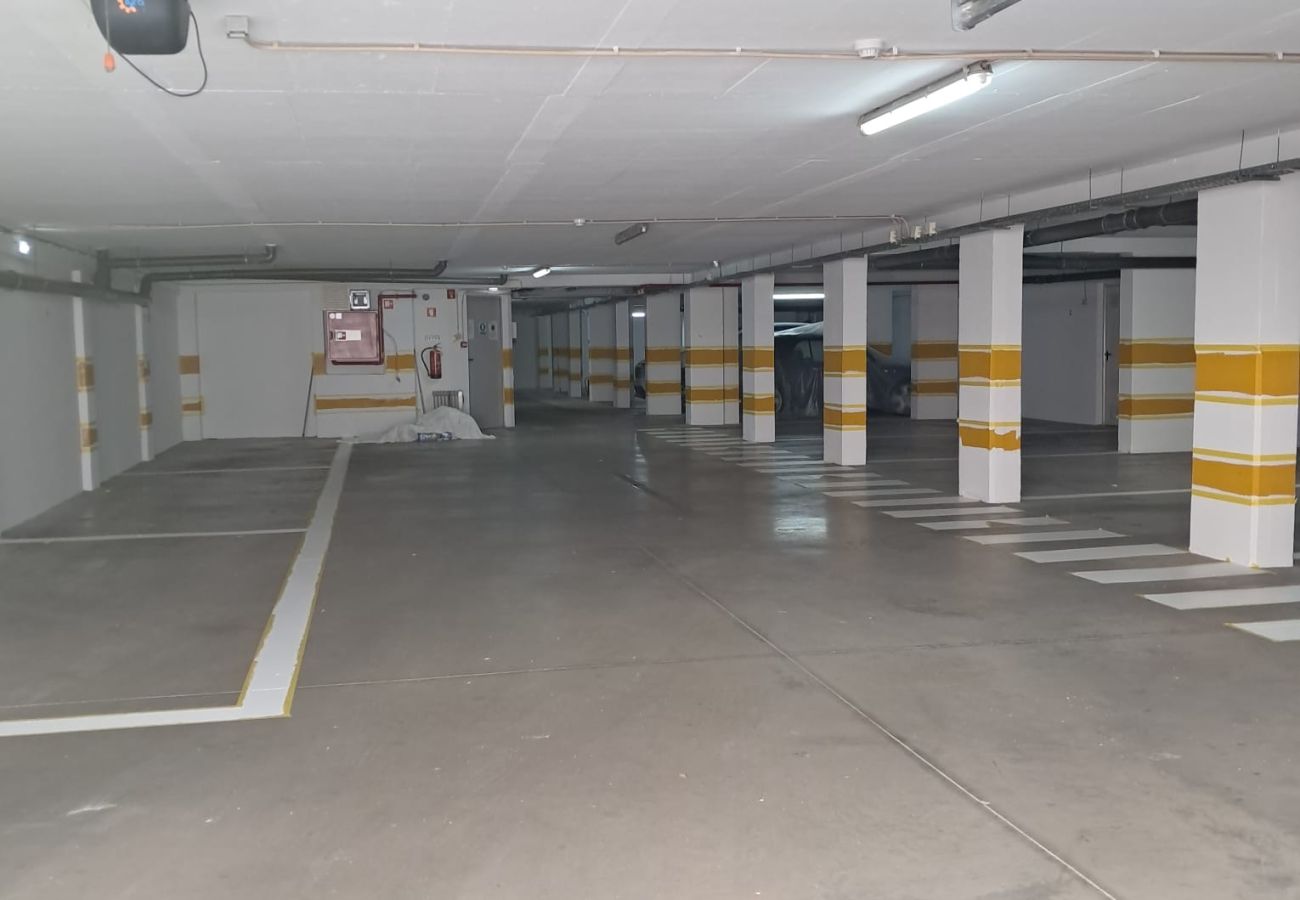 Apartamento em Quarteira - T2 TAHÍTI 1 CONFORTO & PRAIA C/ GARAGEM & WI-FI
