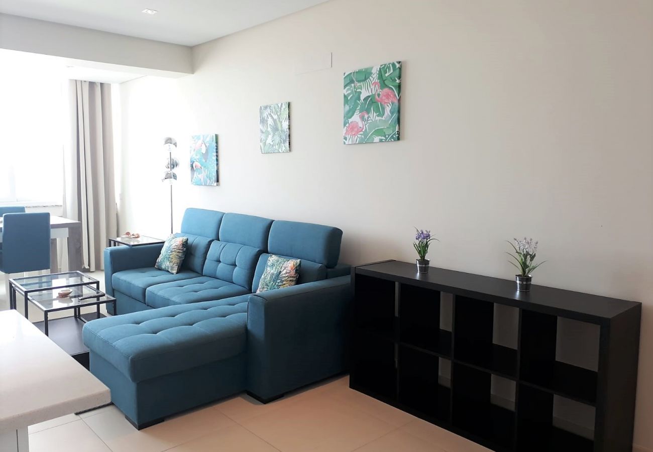 Apartamento em Quarteira - T1 CONFORTO E VISTA MAR A/C 80M PRAIA-16E& WIFI