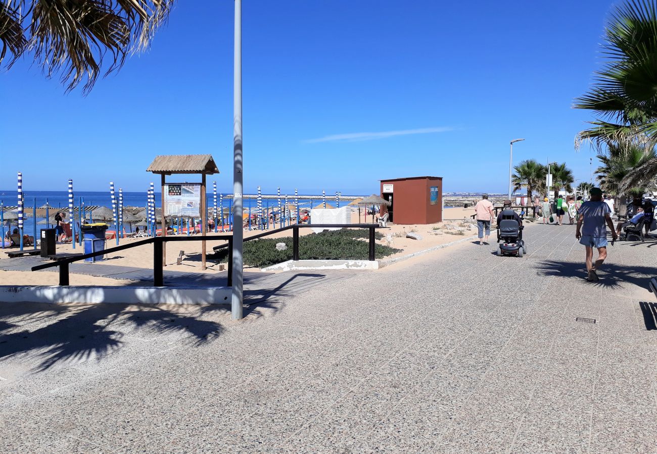 Apartamento em Quarteira - T1 CONFORTO E VISTA MAR A/C 80M PRAIA-16E& WIFI