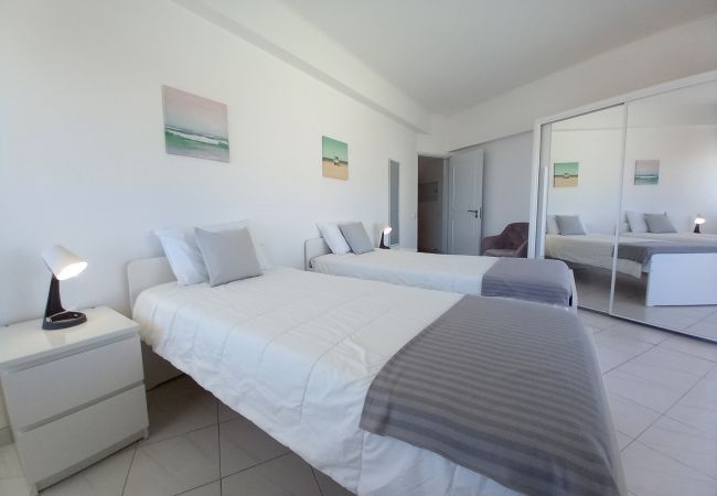 Apartamento em Quarteira - T2 Gaveto 3ºpiso Vista Mar&Frente Praia