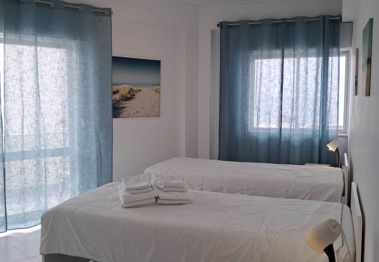 Apartamento em Quarteira - T2 Gaveto 3ºpiso Vista Mar&Frente Praia
