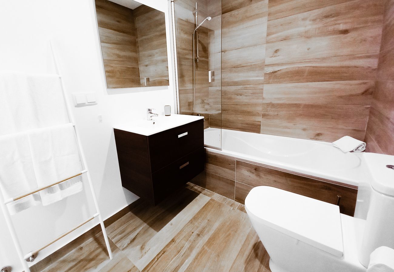 Apartamento em Quarteira - T1 AForte Novo,A/C,ESTAC, Wifi,PRAIA