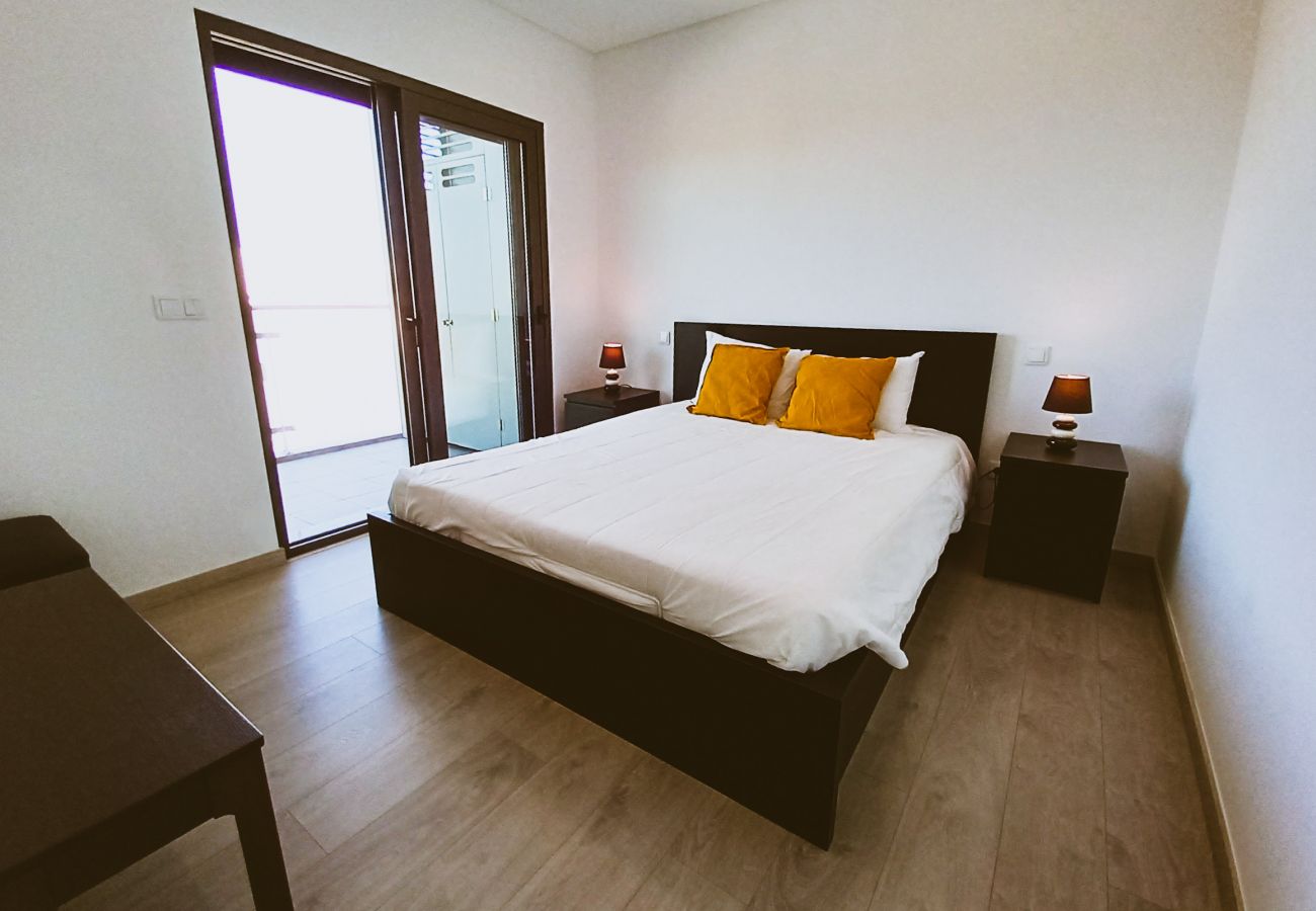 Apartamento em Quarteira - T1 AForte Novo,A/C,ESTAC, Wifi,PRAIA