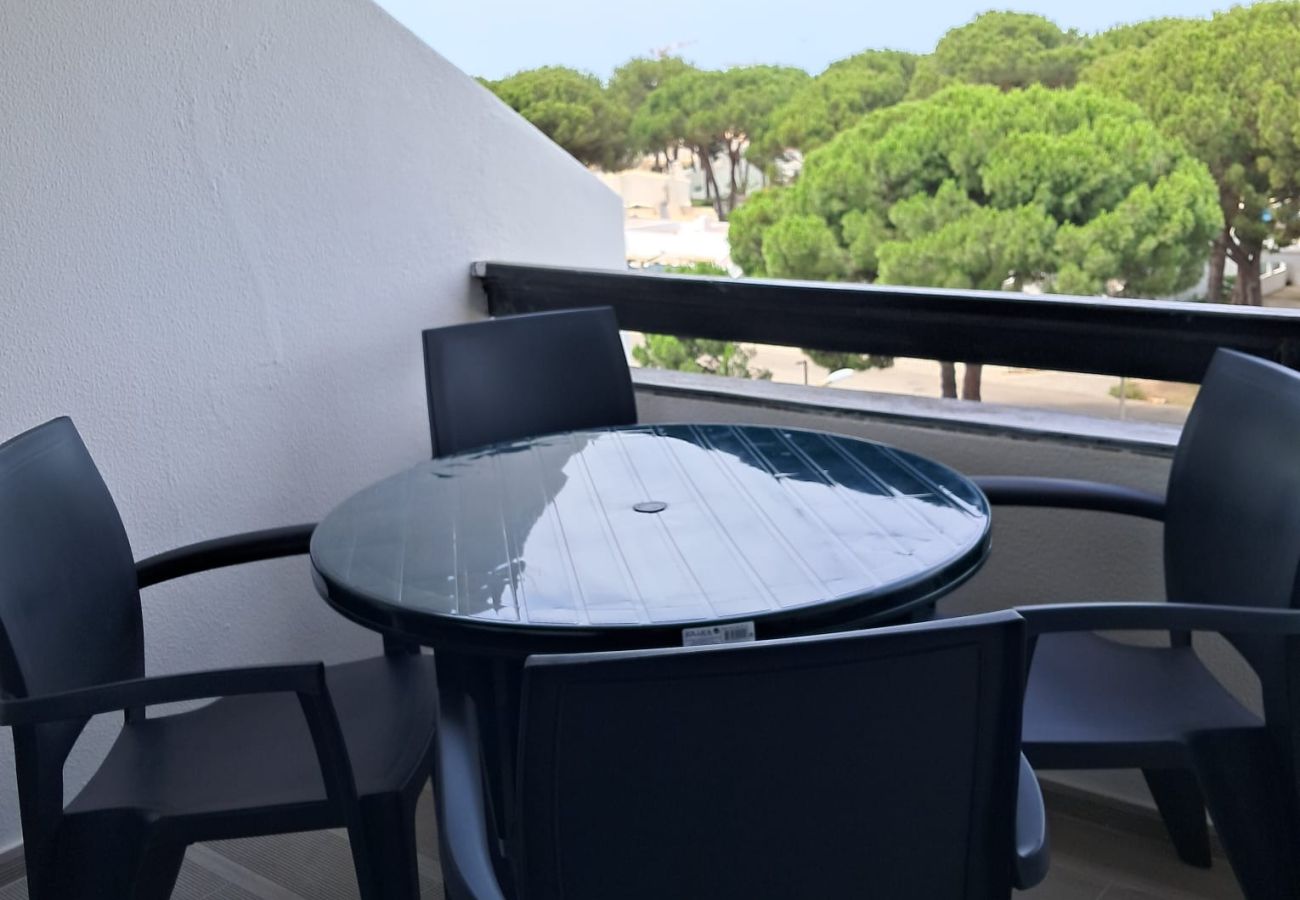 Apartamento em Vilamoura - T2 A/C TENISGOLF 405- PISCINA-WIFI-VILAMOURA