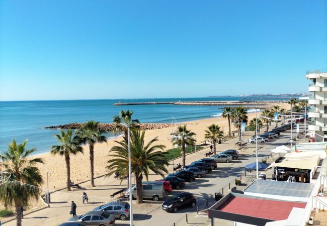 Apartamento em Quarteira - T2-MAMA II.  AC FRENTE MAR 