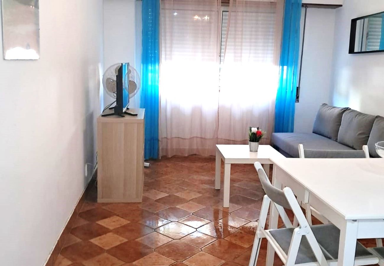 Apartamento em Quarteira - T1 RC MPRAIA  ACOLHEDOR P/PRAIA