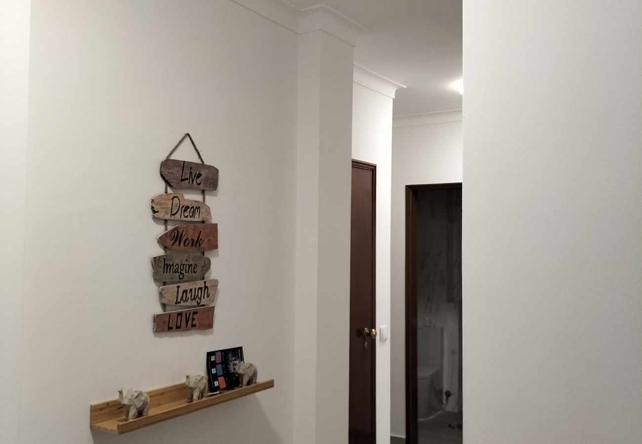 Apartamento em Quarteira - T2 Vista Atlantica Charmoso A/C