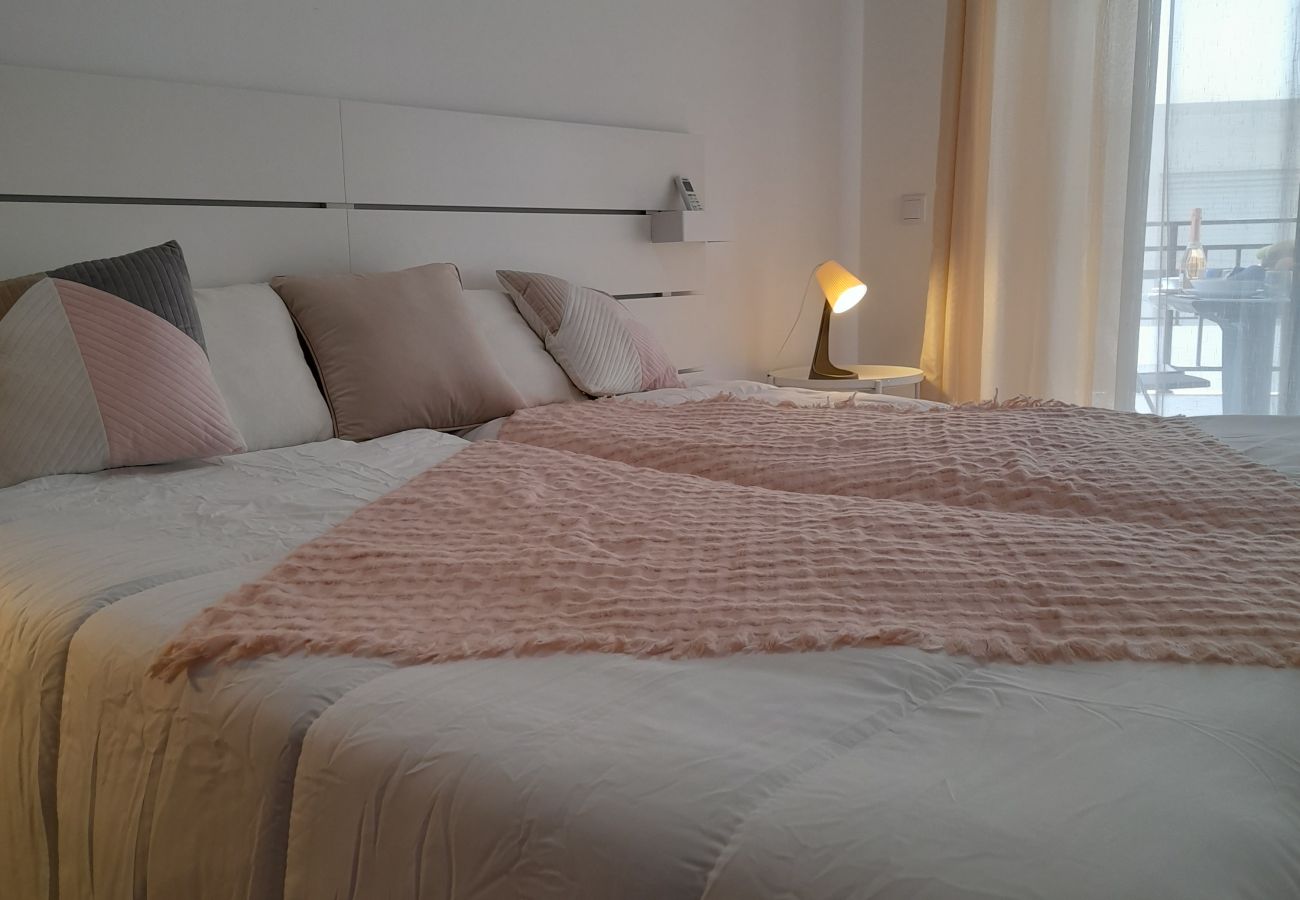 Apartamento em Quarteira - T2 Vista Atlantica Charmoso A/C