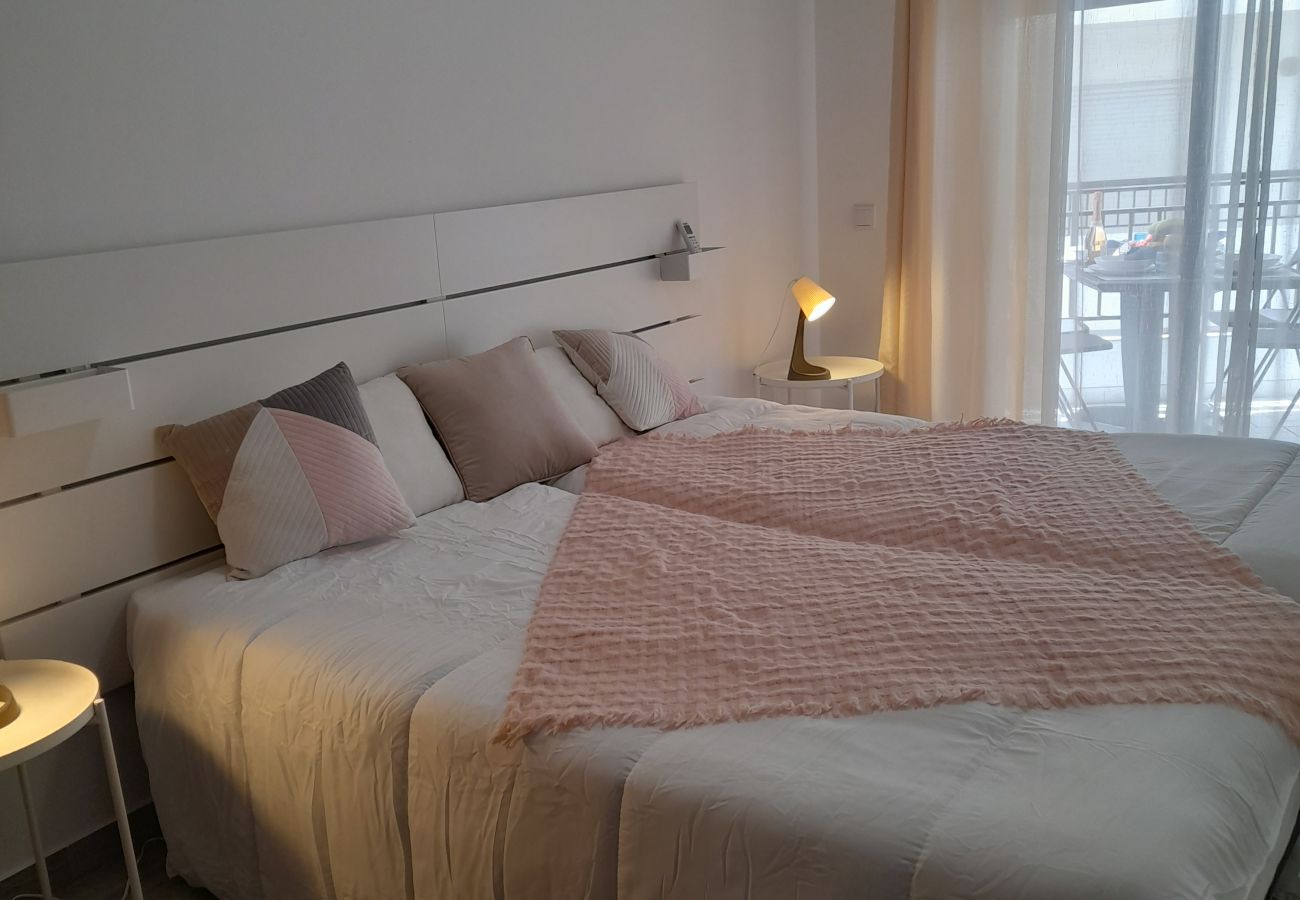 Apartamento em Quarteira - T2 Vista Atlantica Charmoso A/C