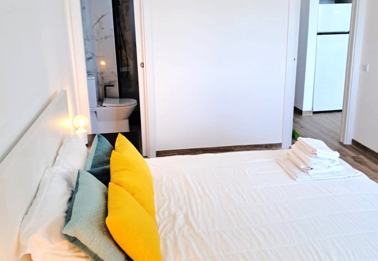 Apartamento em Quarteira - T1 Pontemira 7C Vista Mar A/C, 80m praia
