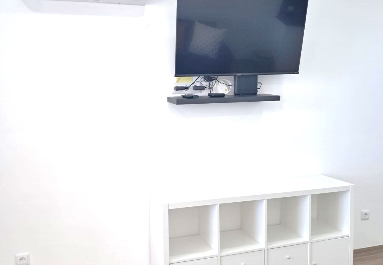 Apartamento em Quarteira - T1 Pontemira 7C Vista Mar A/C, 80m praia