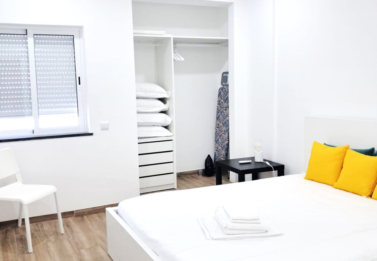Apartamento em Quarteira - T1 Pontemira 7C Vista Mar A/C, 80m praia