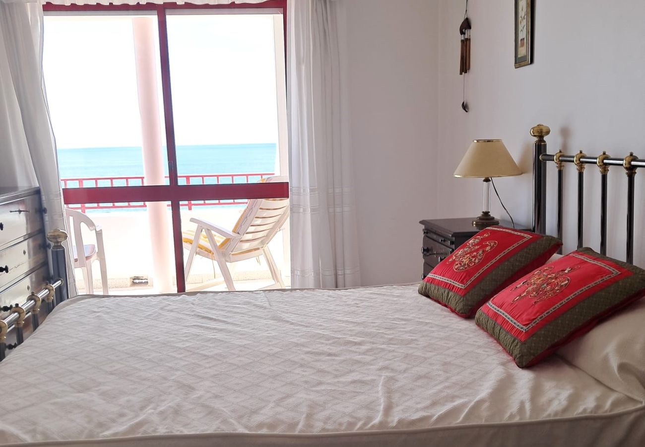 Apartamento em Quarteira - T1 Frente Mar A/C e garagem 6ºB,S.Miguel