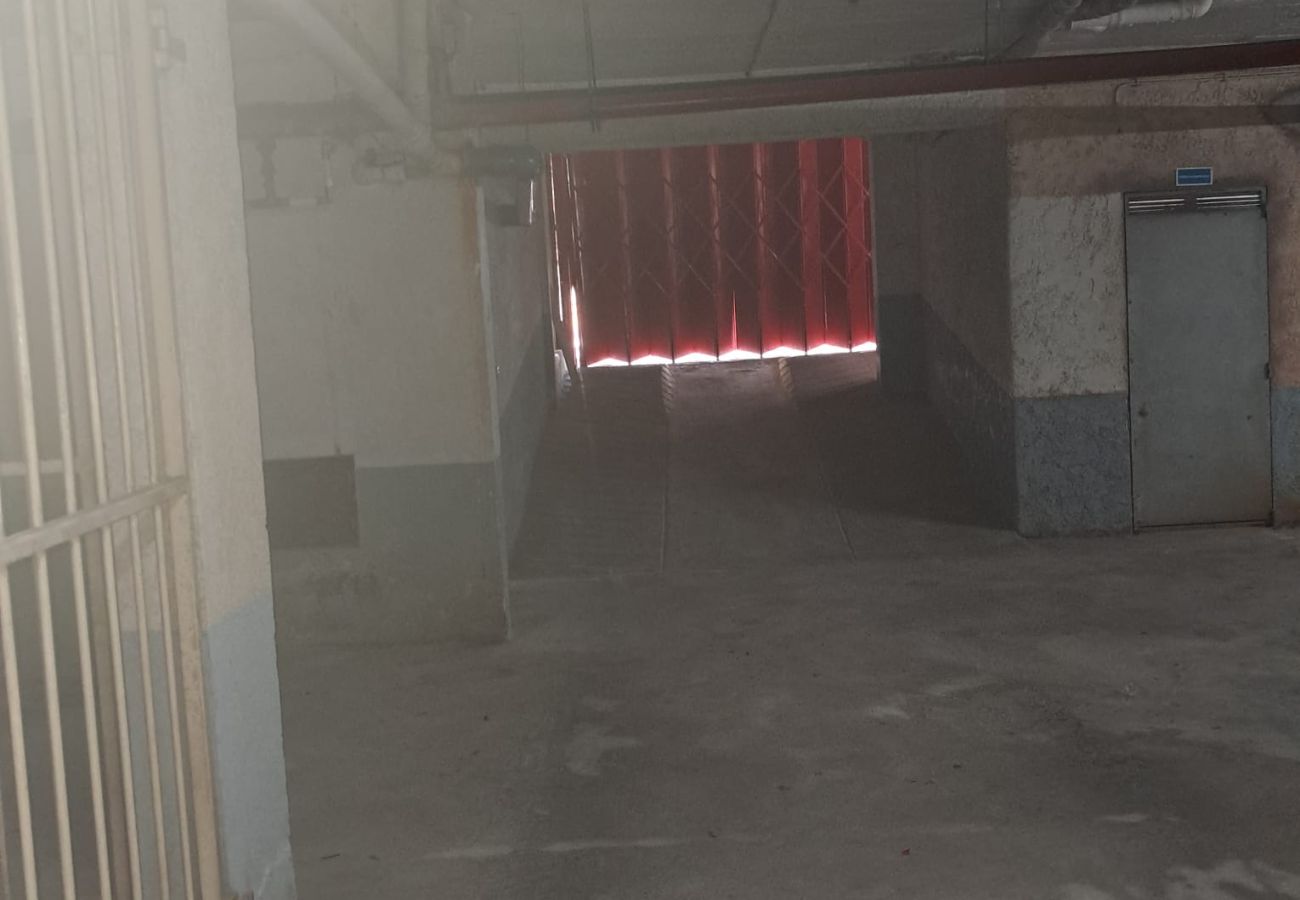 Apartamento em Quarteira - T1 Frente Mar A/C e garagem 6ºB,S.Miguel