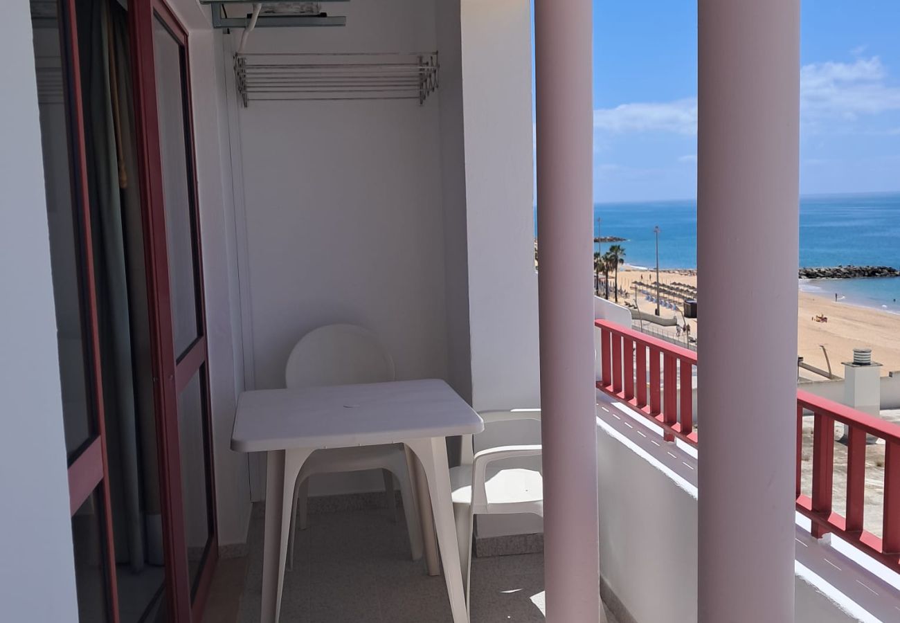 Apartamento em Quarteira - T1 Frente Mar A/C e garagem 6ºB,S.Miguel