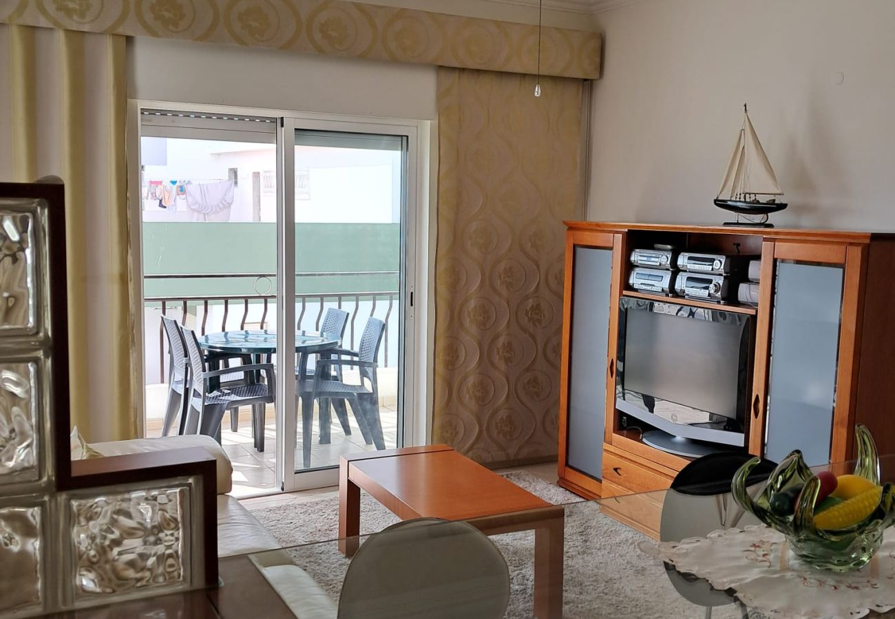Apartamento em Quarteira - T1 São Brás Vista Mar A/C TV wifi