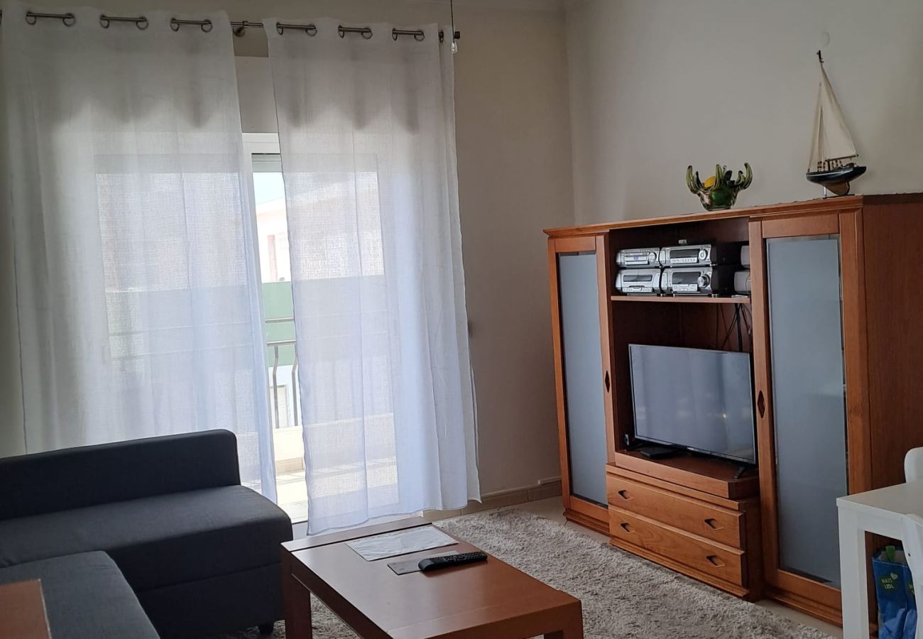 Apartamento em Quarteira - T1 São Brás Vista Mar A/C TV wifi