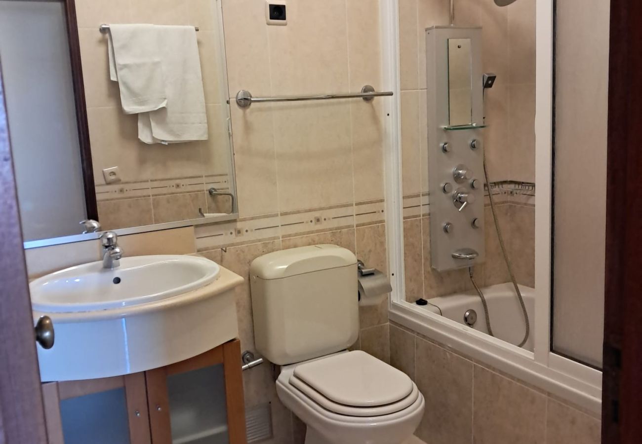 Apartamento em Quarteira - T1 São Brás Vista Mar A/C TV wifi