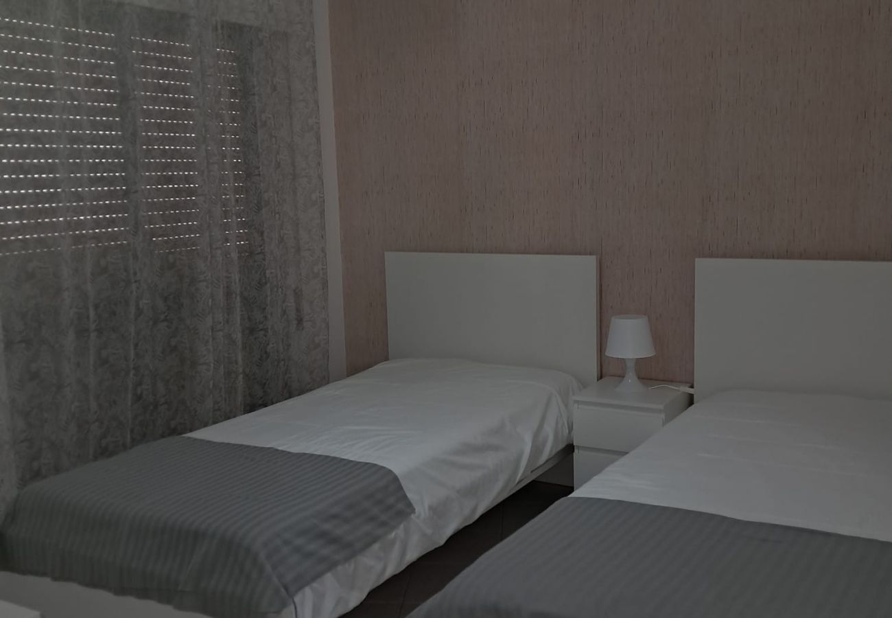 Apartamento em Quarteira - T2 VISTA MAR