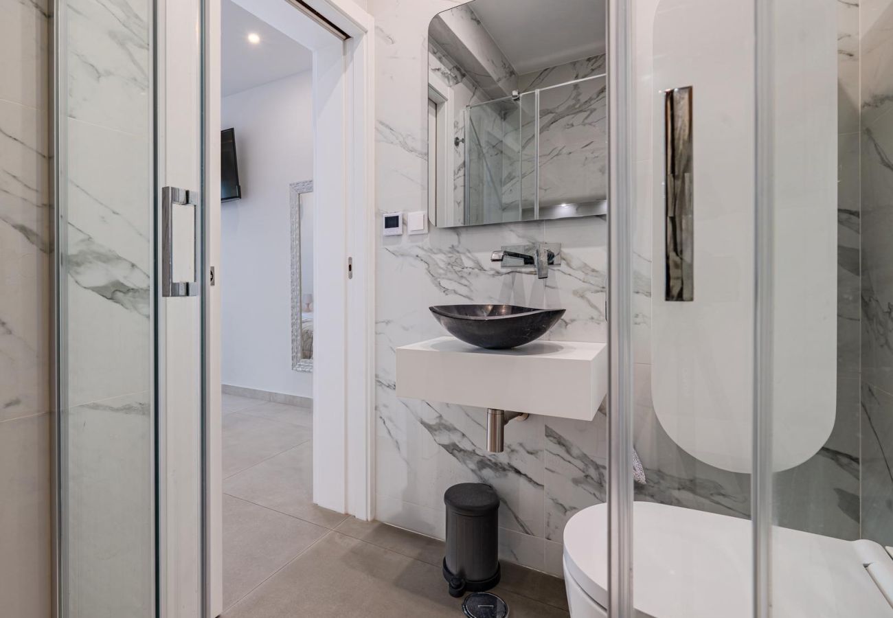 Apartamento em Quarteira - T2 SUNRISE DREAM-FRENTE MAR