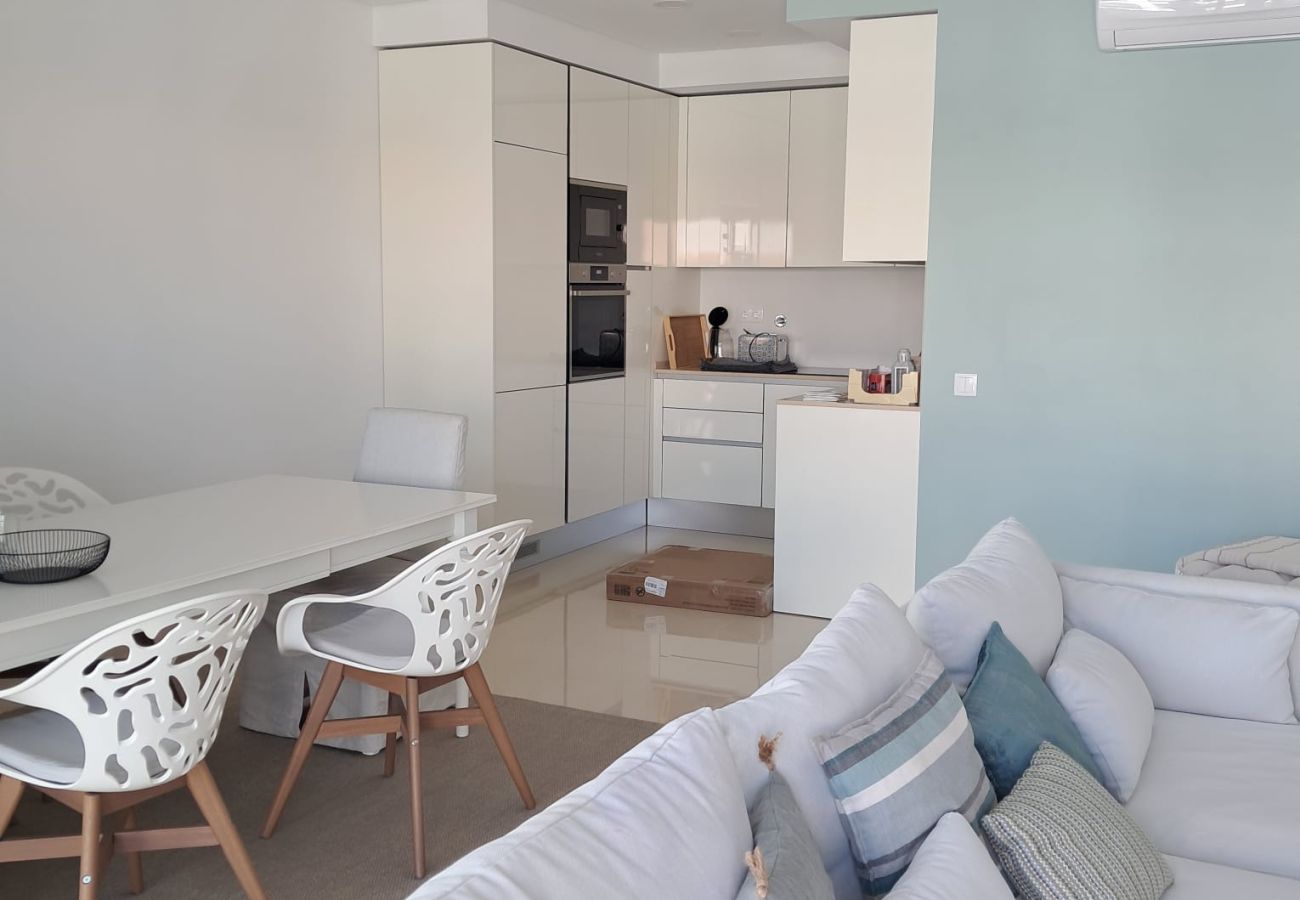 Apartamento em Quarteira - T2 ALTO FORTE A/C garagem