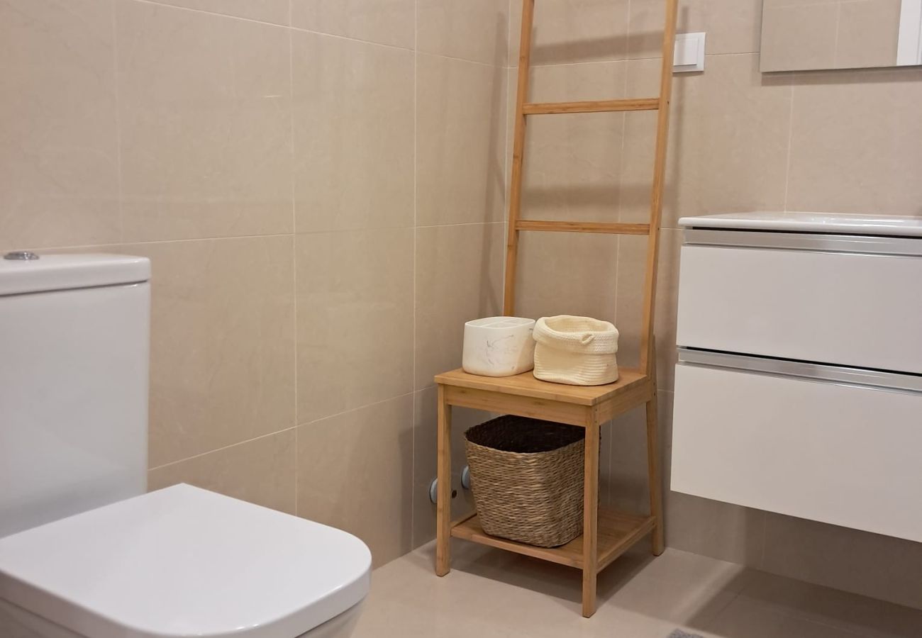 Apartamento em Quarteira - T2 ALTO FORTE A/C garagem