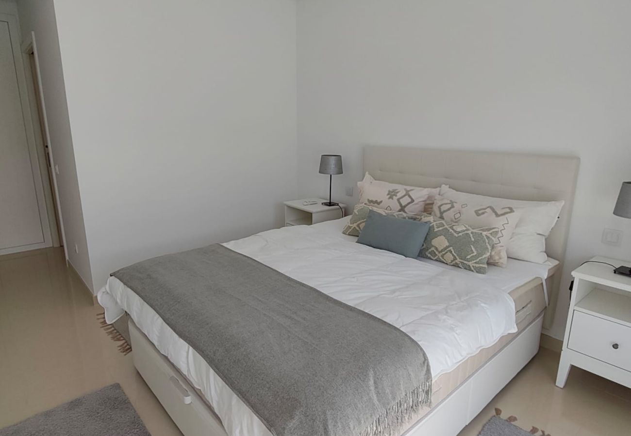 Apartamento em Quarteira - T2 ALTO FORTE A/C garagem