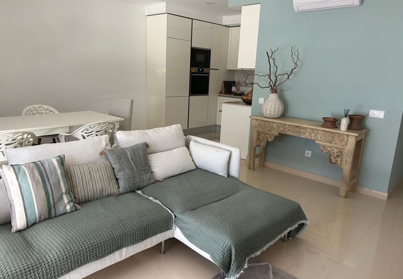 Apartamento em Quarteira - T2 ALTO FORTE A/C garagem