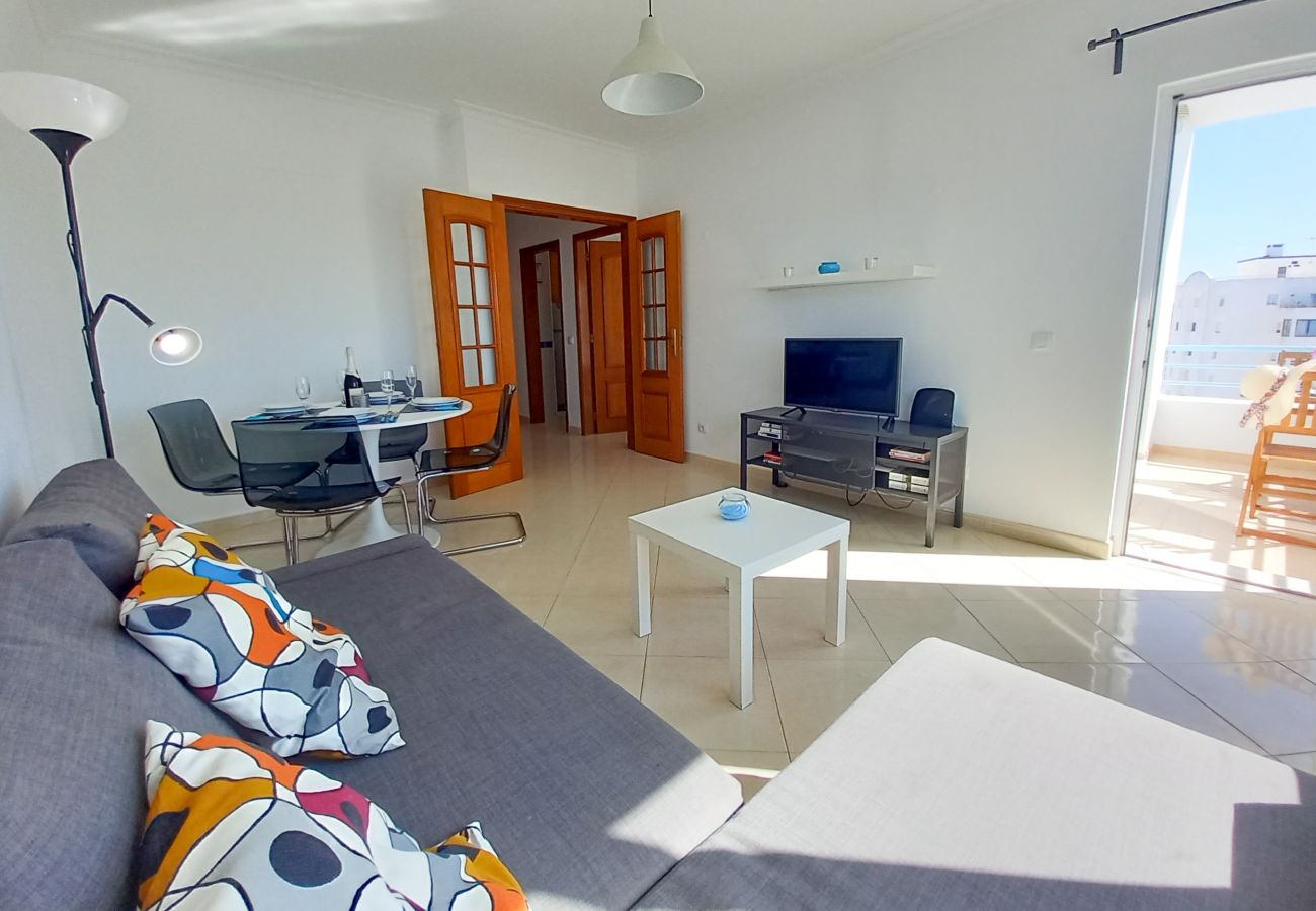 Apartment in Quarteira - T1 Colina Ferias 8C  ,A/C ,GARAGEM, VISTA MAR